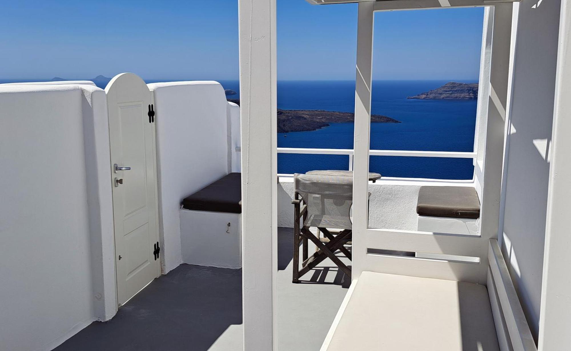 Yposkafo Suites - Studio - Santorini Fíra Kültér fotó